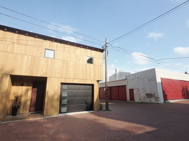 Sample (Alley)