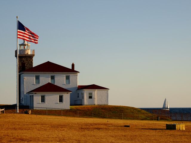 Sample (Lighthouse)