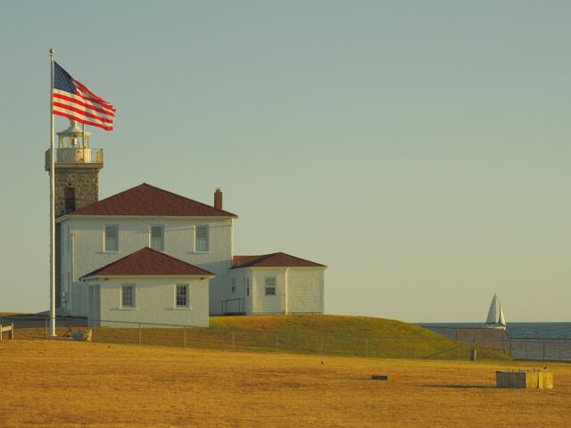 Sample (Lighthouse)