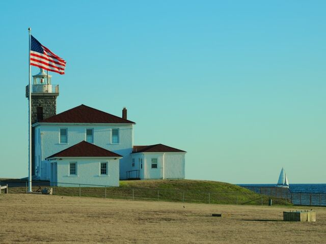Sample (Lighthouse)