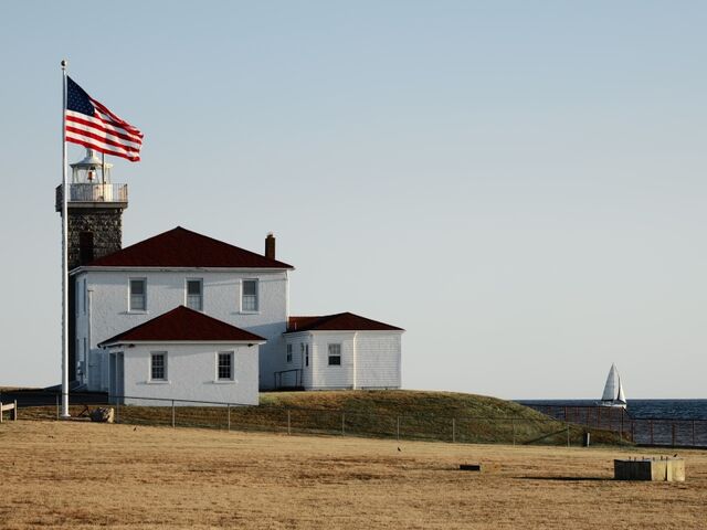 Sample (Lighthouse)