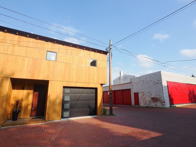 Sample (Alley)