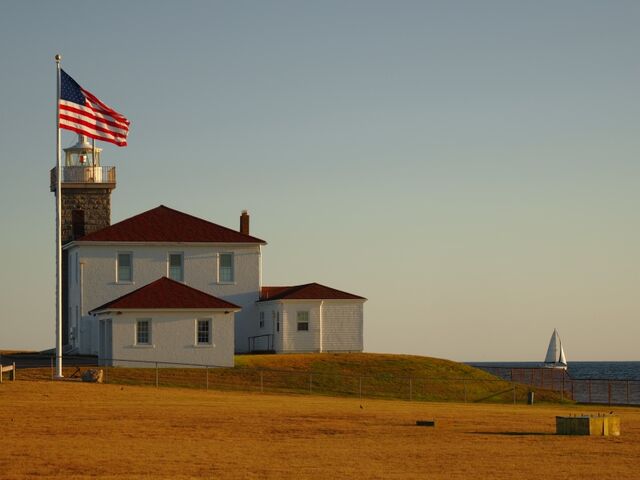 Sample (Lighthouse)