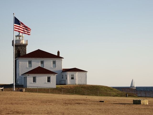 Sample (Lighthouse)